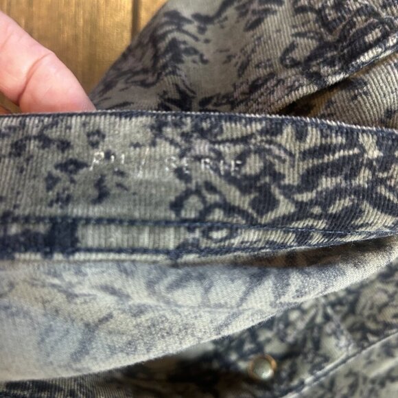 Pilcro & the Letterpress Anthropologie Green Black Floral Corduroy Jeans Size 30 - Picture 7 of 12